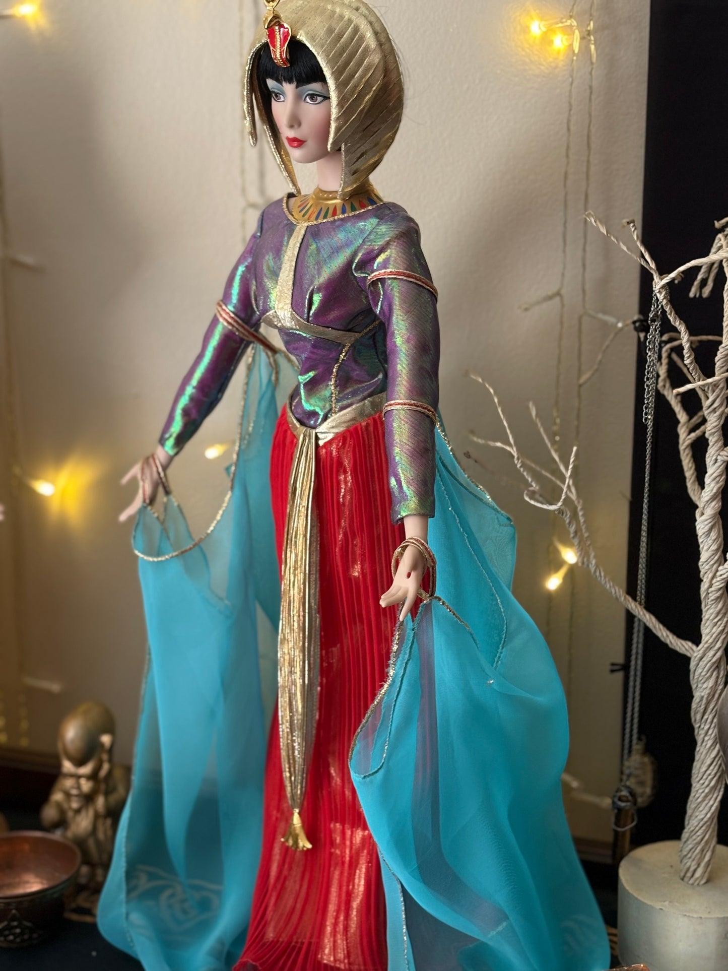 Spirit Vessel “Neferari” The Enchantress of Influence Haunted Doll Rare